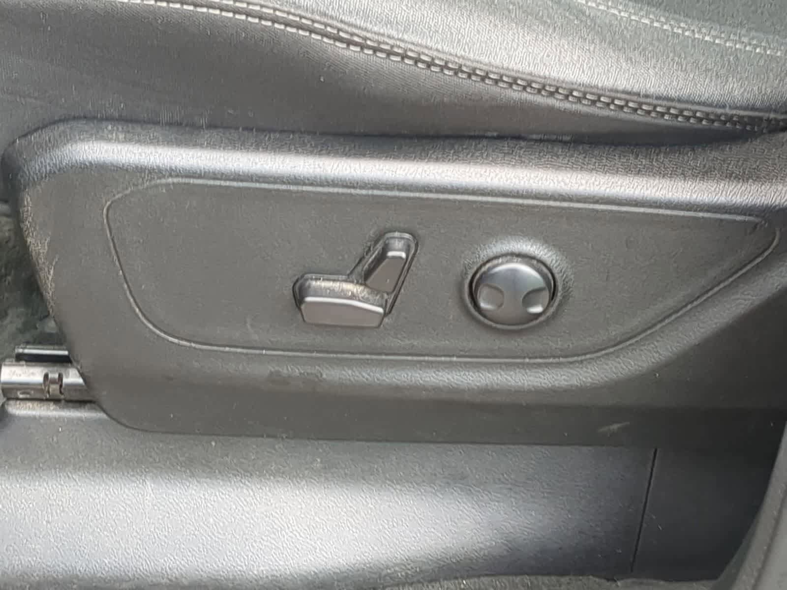 Used 2023 RAM 1500 Big Horn AWD/4WD image 17