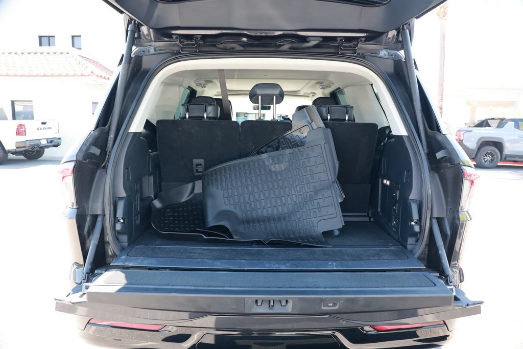 Used 2025 Lincoln Navigator Reserve AWD/4WD image 38