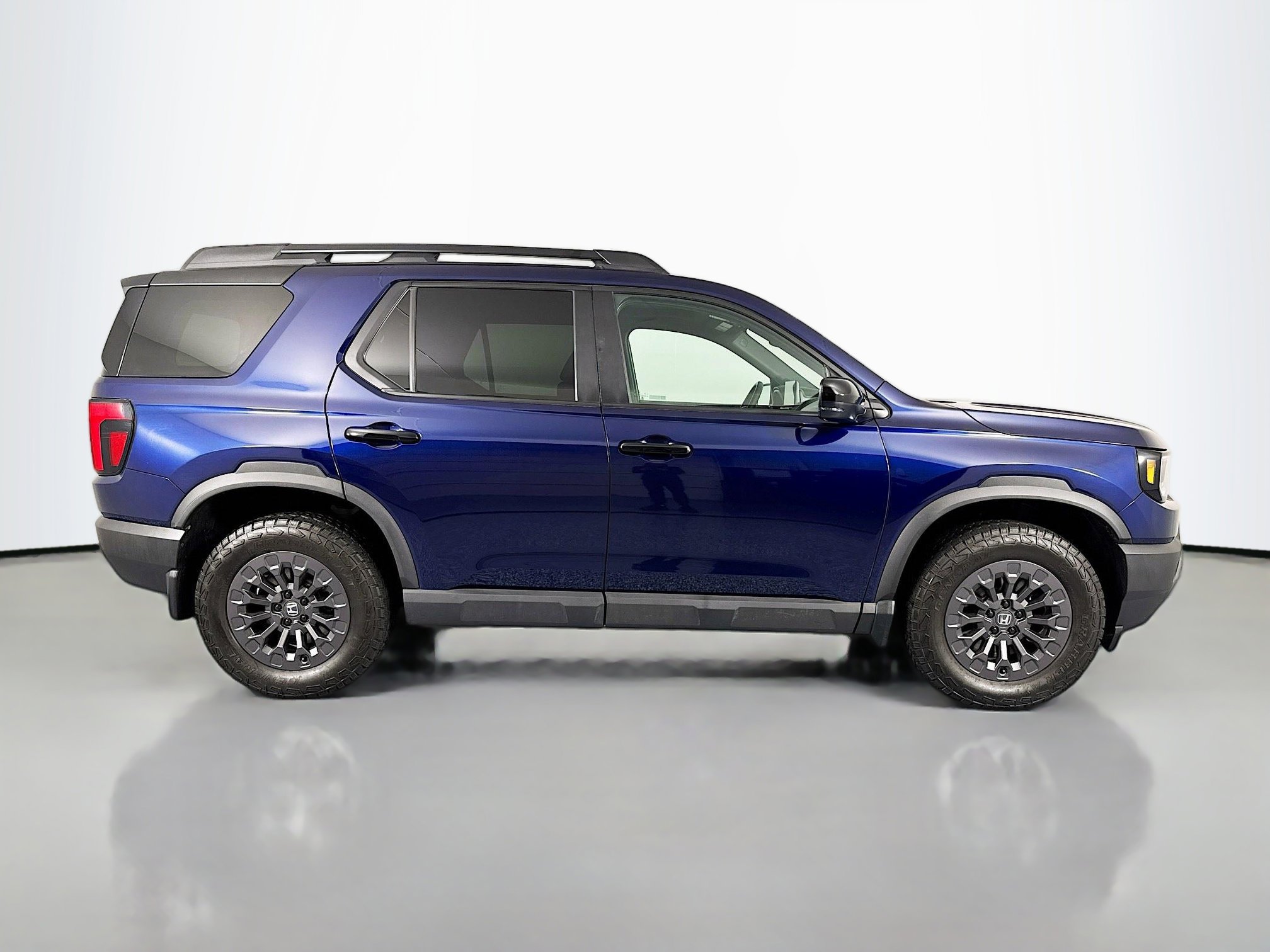 Certified 2026 Honda Passport TrailSport image 4