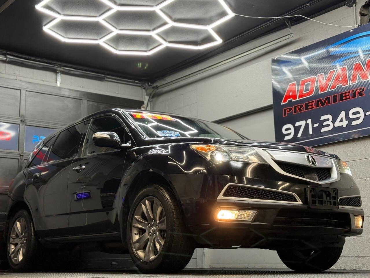 Used 2011 Acura MDX w/ Advance Package image 1