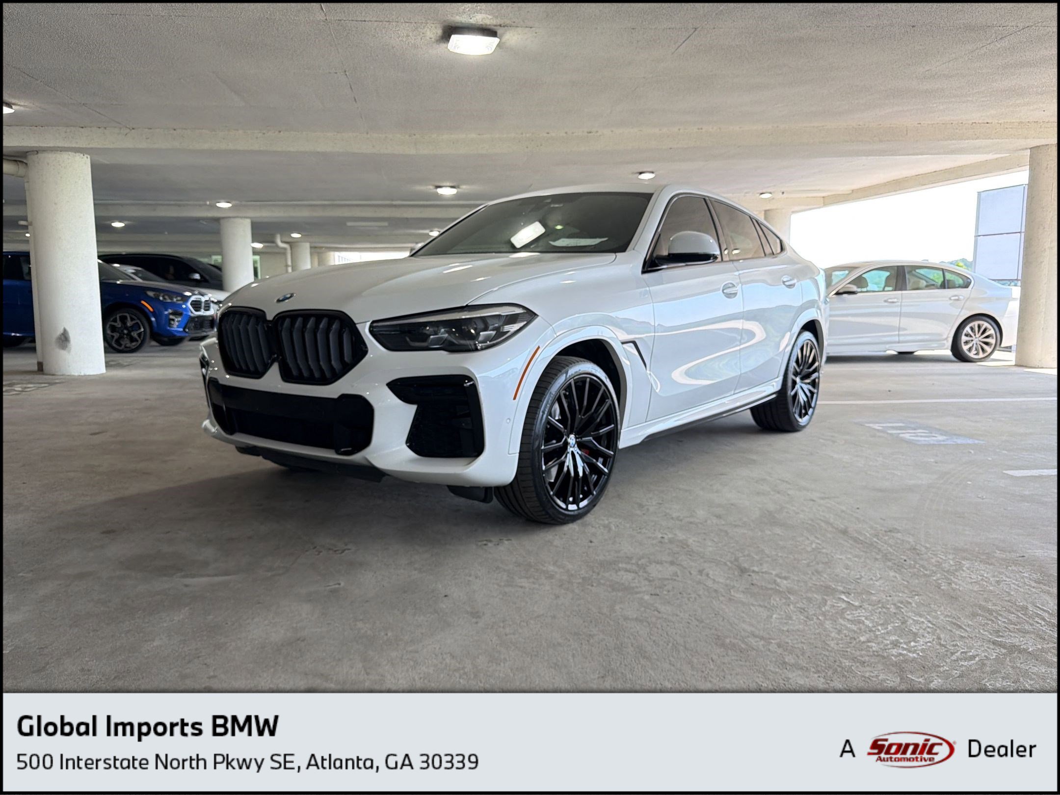 Used 2022 BMW X6 xDrive40i w/ M Sport Package AWD/4WD image 1