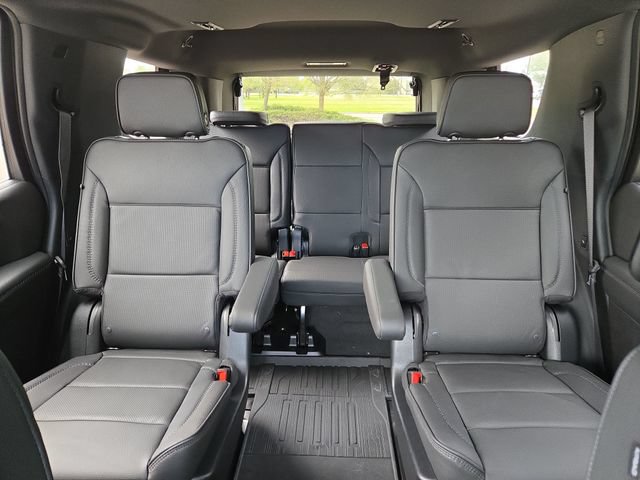 New 2026 GMC Yukon Denali w/ Denali Reserve Package AWD/4WD image 30