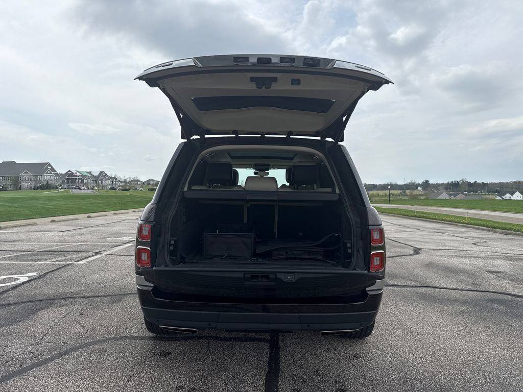 Used 2021 Land Rover Range Rover P525 Westminster Edition LWB image 9