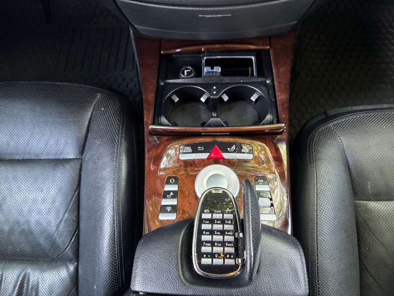 Used 2013 Mercedes-Benz S 550 4MATIC image 26