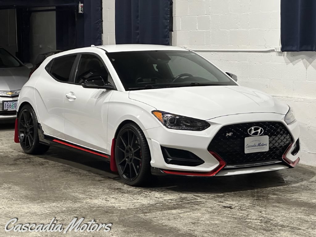 Used 2022 Hyundai Veloster N FWD image 1