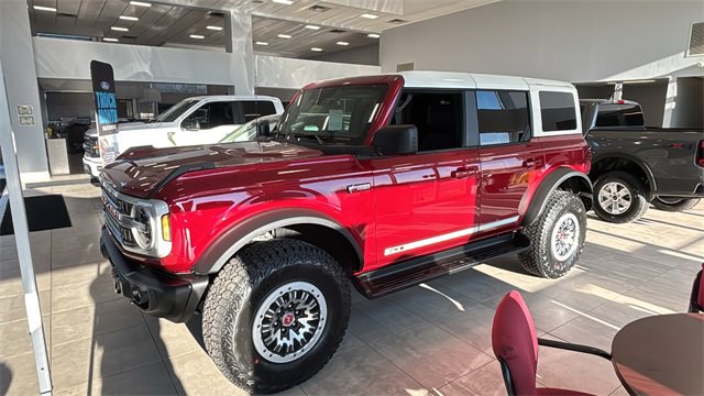 New 2026 Ford Bronco Outer Banks w/ Sasquatch Package image 3
