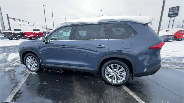 Used 2024 Toyota Grand Highlander Platinum image 7