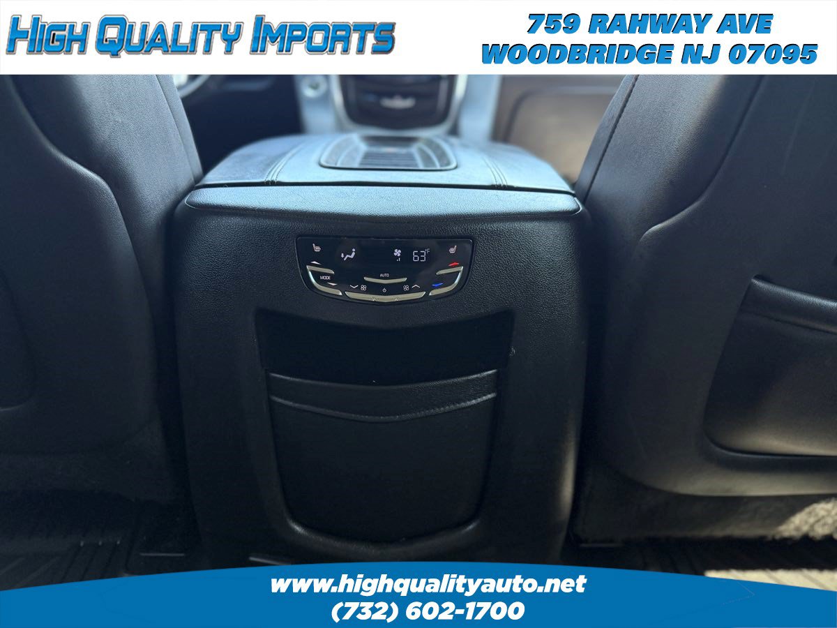 Used 2018 Cadillac Escalade Luxury AWD/4WD image 28