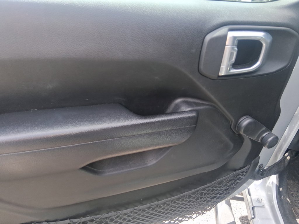 Used 2022 Jeep Wrangler Sport AWD/4WD image 10