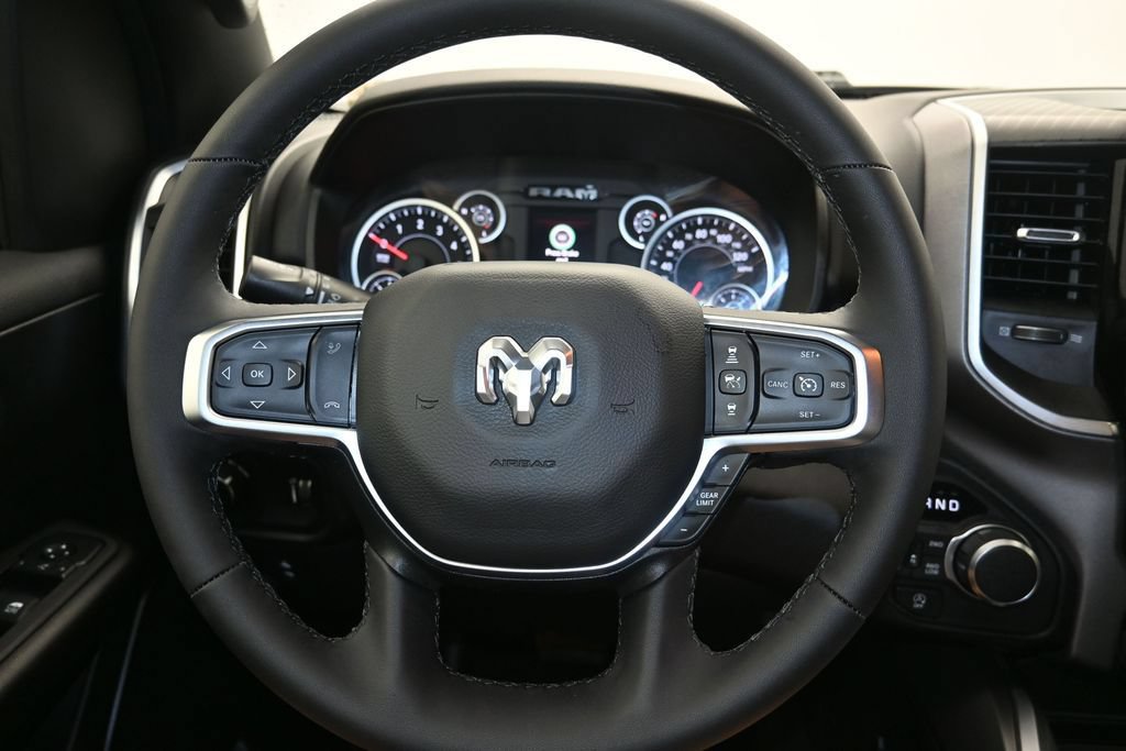 Used 2026 RAM 1500 Big Horn w/ Night Edition AWD/4WD image 13