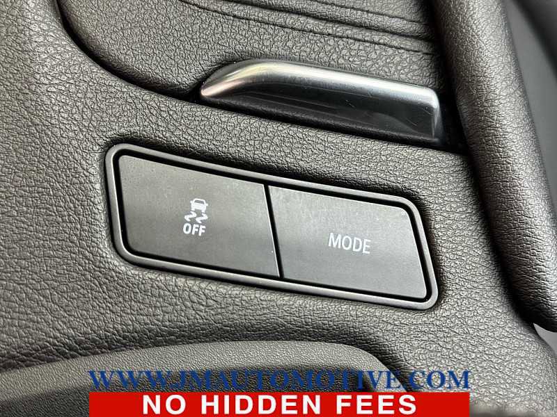 Used 2022 Cadillac XT5 Luxury image 28