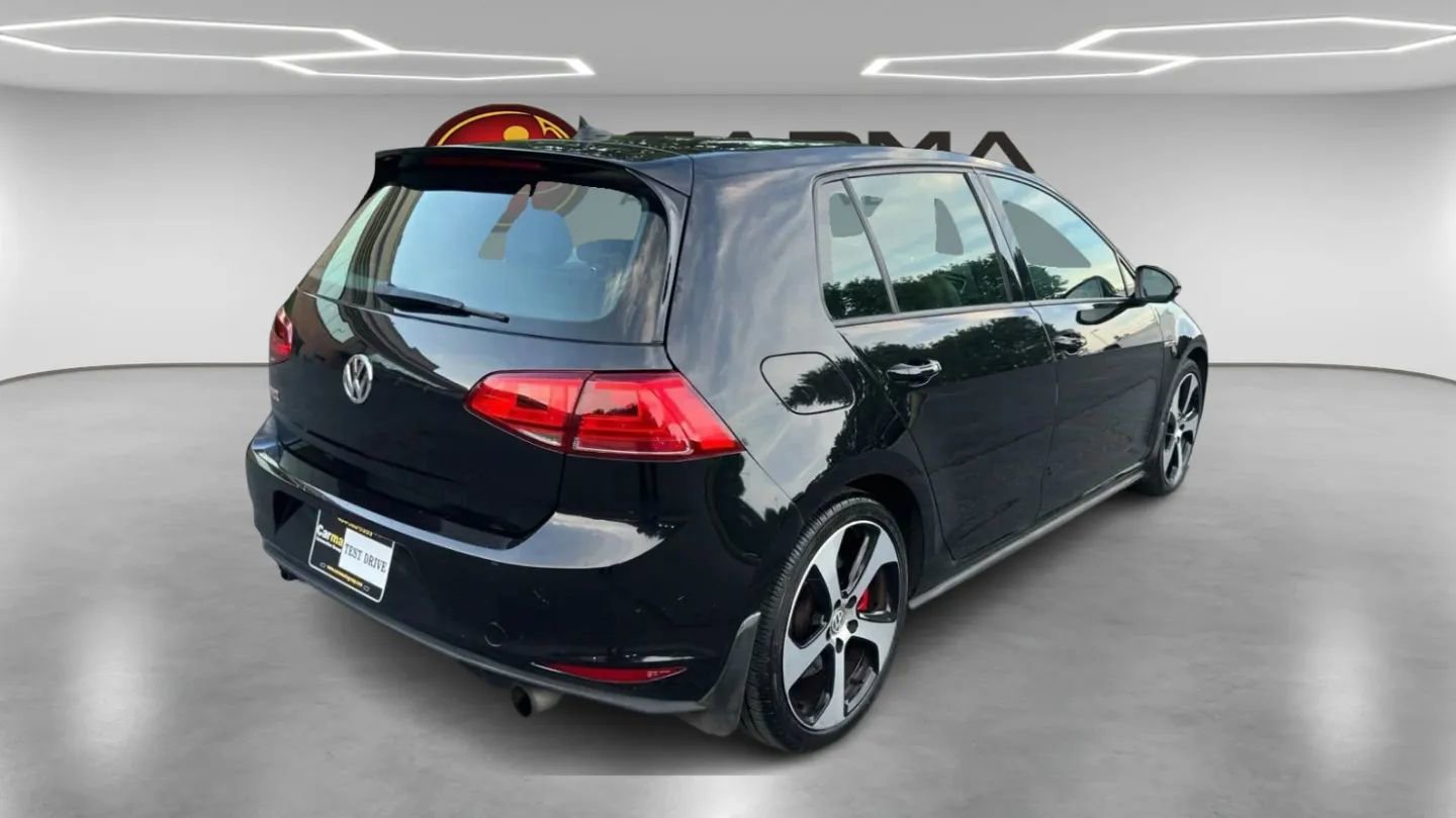 Used 2017 Volkswagen GTI SE FWD image 5
