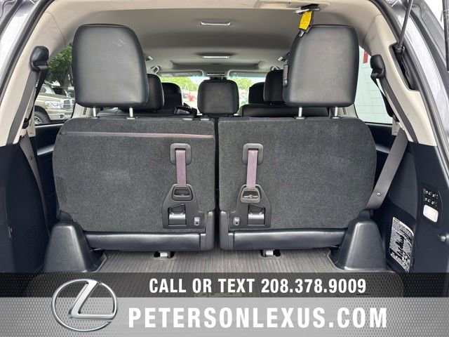 Used 2019 Lexus LX 570 4WD w/ Luxury Package image 20