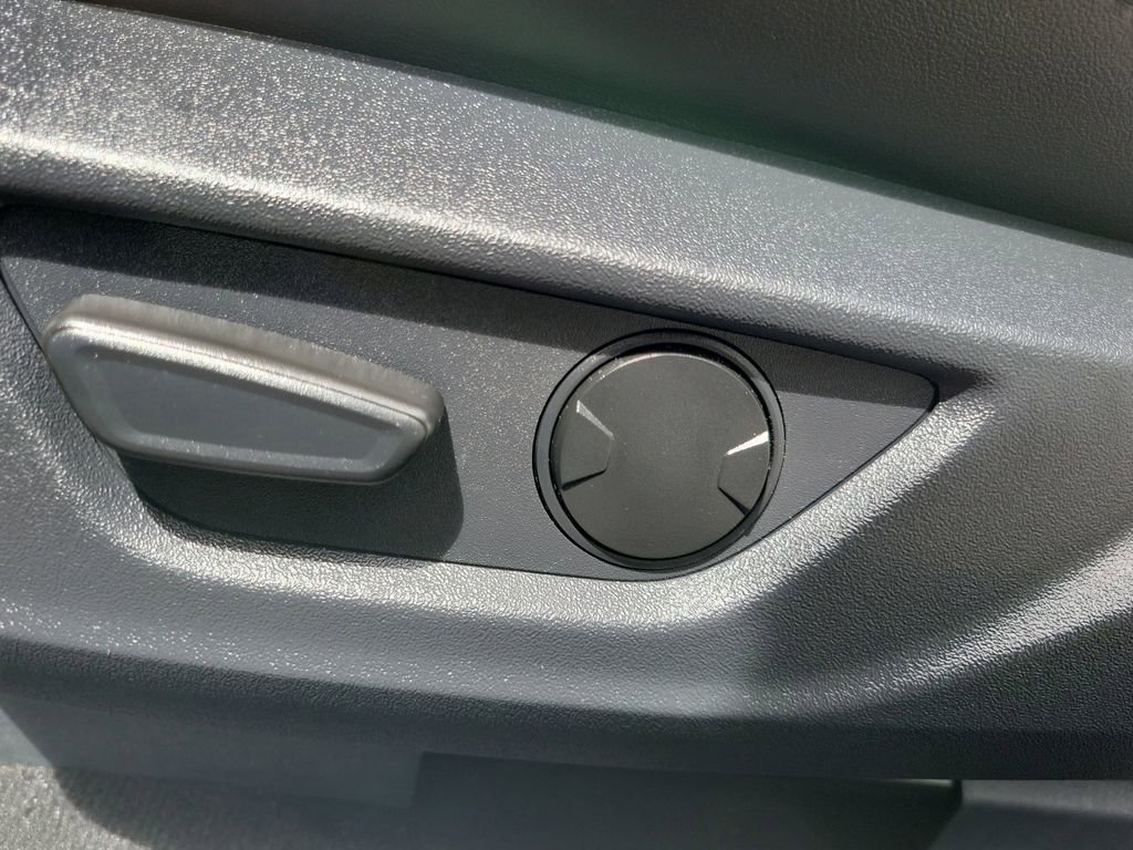 Used 2025 Ford Mustang Premium image 20