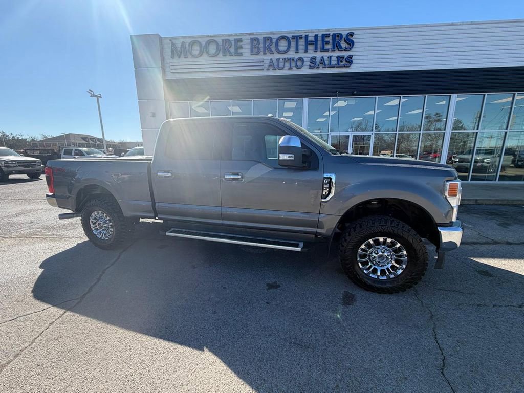 Used 2022 Ford F250 XLT w/ XLT Premium Package AWD/4WD image 1