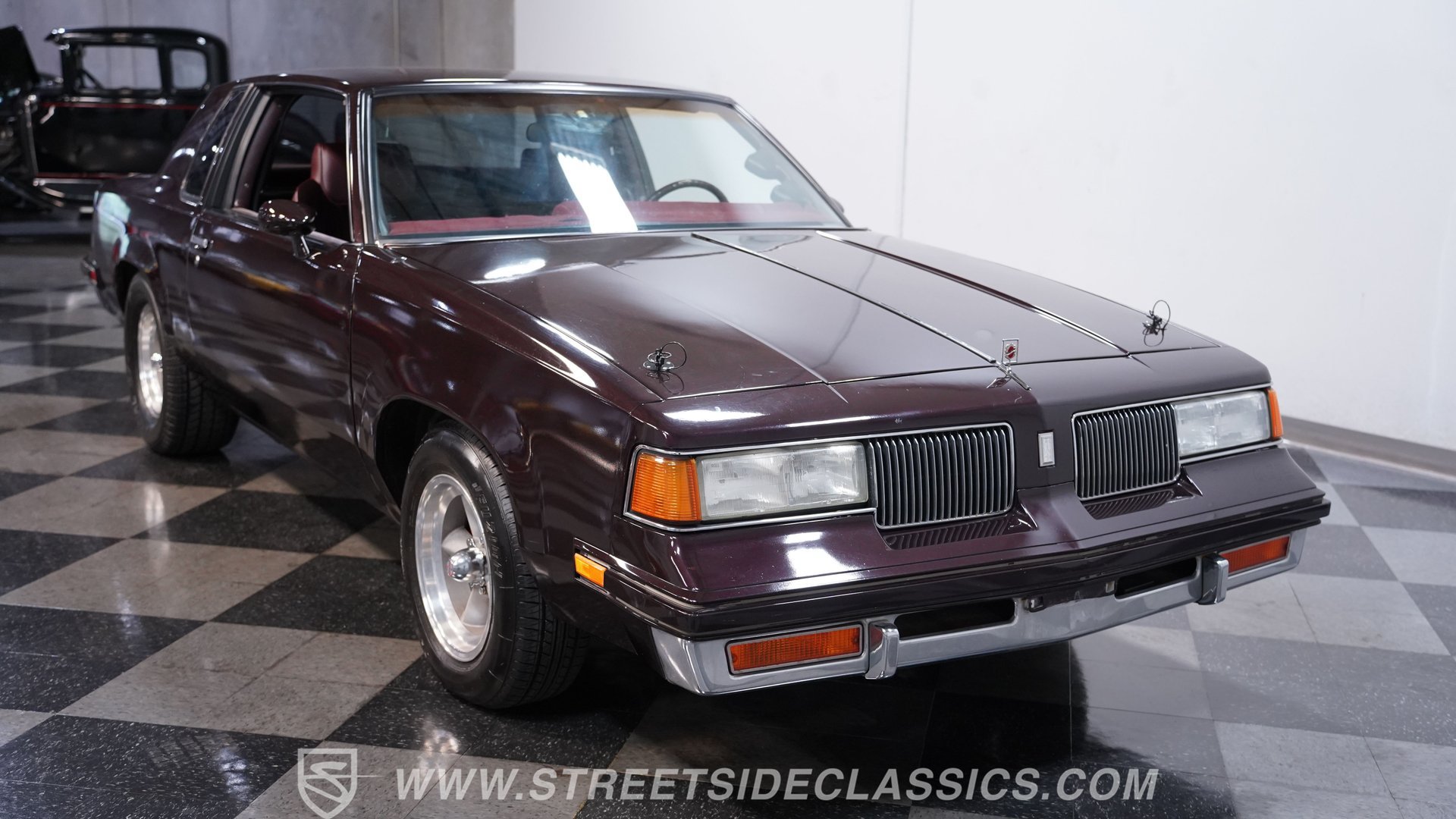 Used 1988 Oldsmobile Cutlass Supreme Classic Brougham RWD image 14