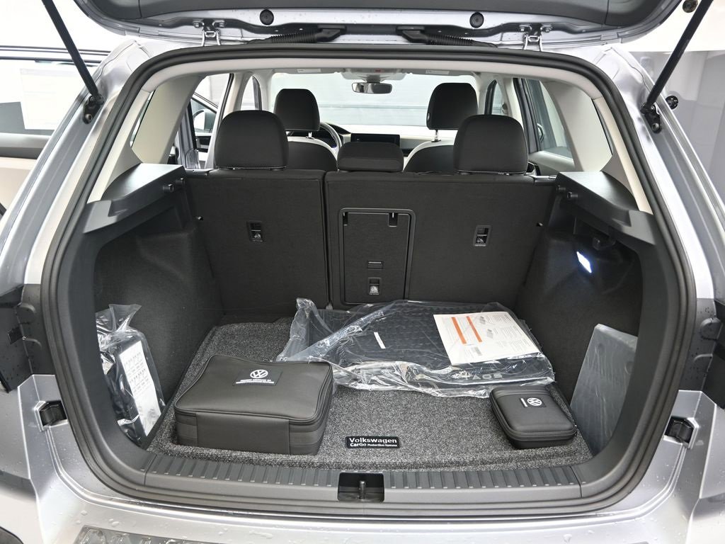 New 2025 Volkswagen Taos S image 17