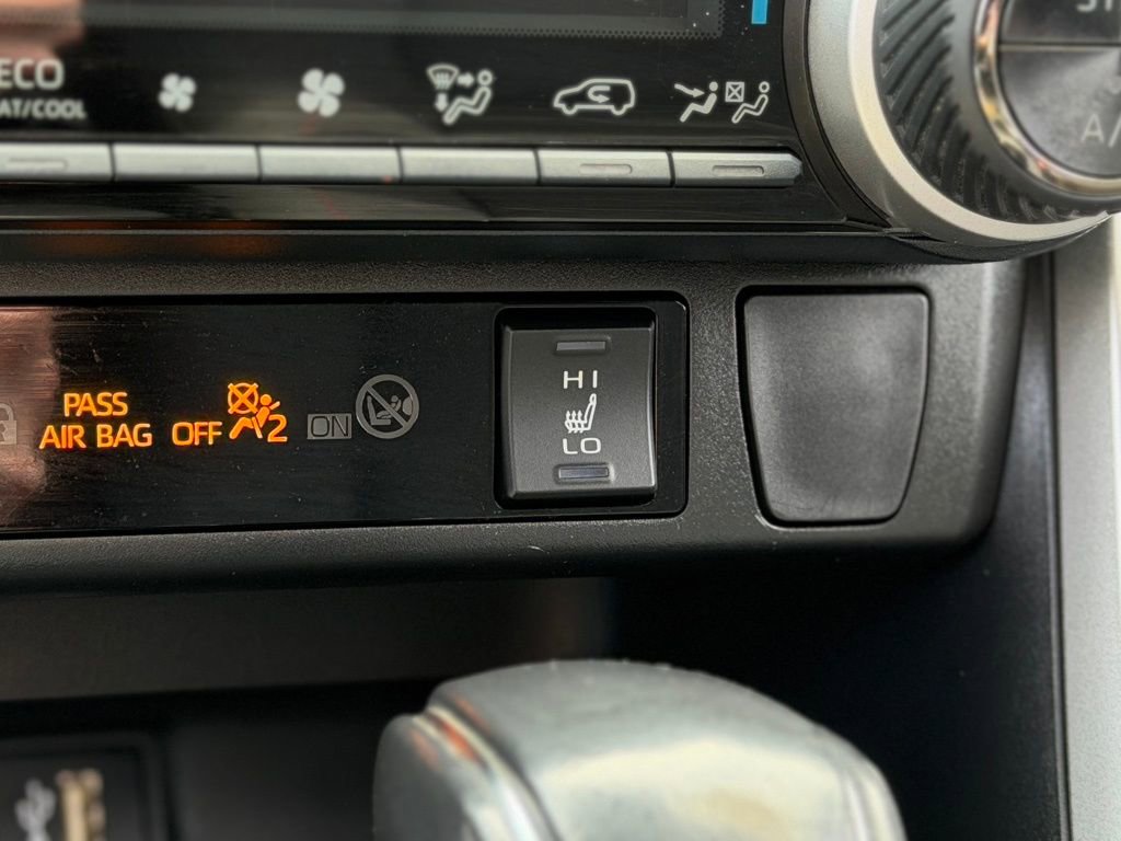 Used 2023 Toyota RAV4 SE w/ Weather & Moonroof Package AWD/4WD image 19