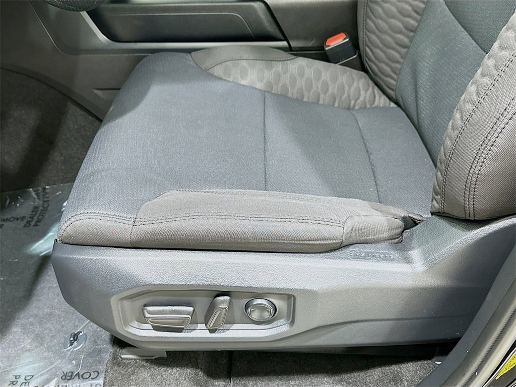 Used 2025 Toyota Tundra SR5 image 20