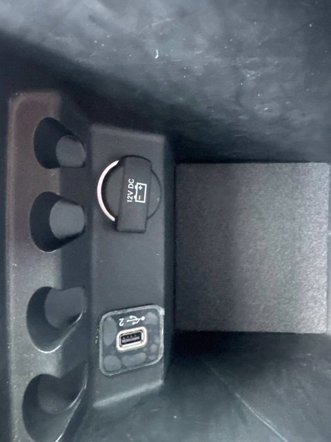 Used 2019 Jeep Cherokee Latitude Plus w/ Comfort/Convenience Group AWD/4WD image 23