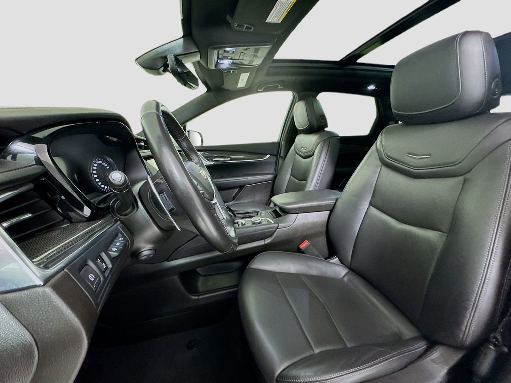 Used 2022 Cadillac XT5 Sportv image 10