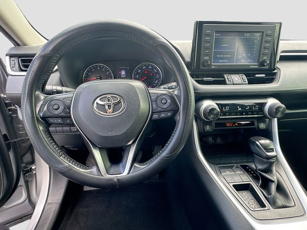 Used 2021 Toyota RAV4 XLE Premium FWD image 12