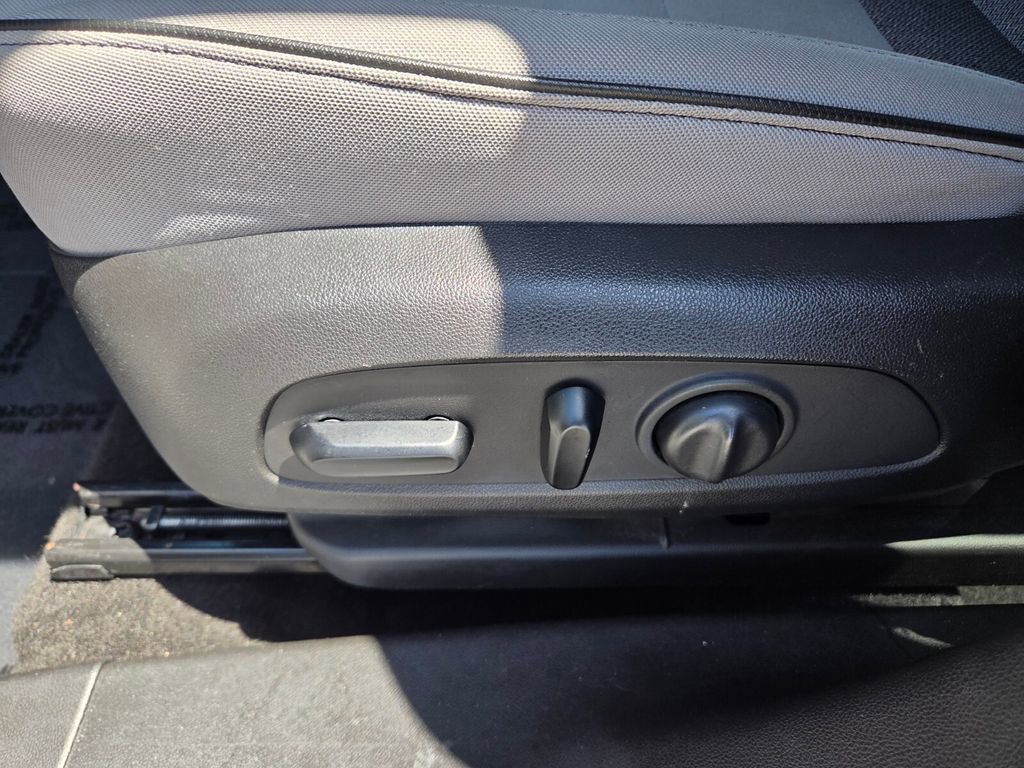 Certified 2021 Chevrolet TrailBlazer LT AWD/4WD image 5