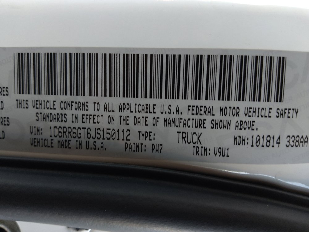 Used 2018 RAM 1500 Classic SLT RWD image 33
