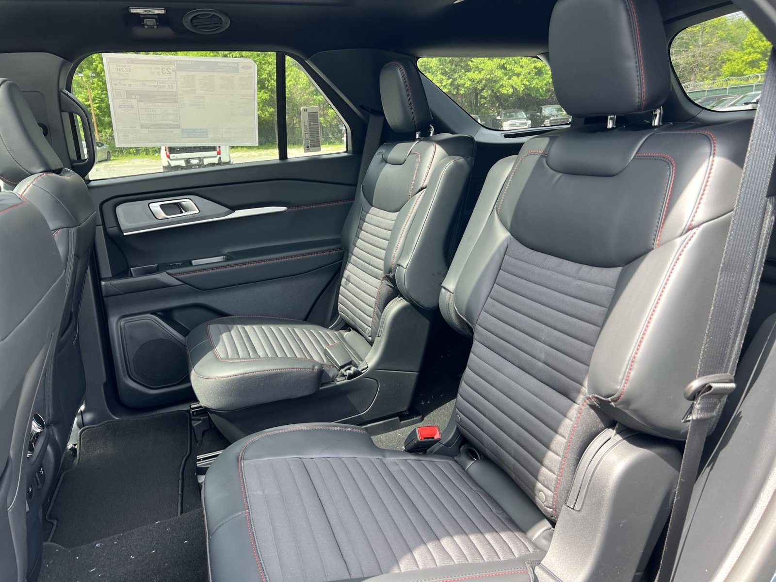 New 2026 Ford Explorer ST-Line w/ ST-Line Street Pack AWD/4WD image 25