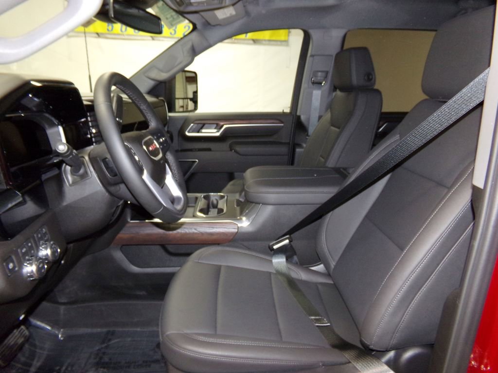 New 2026 GMC Sierra 2500 SLT w/ SLT Premium Package image 16