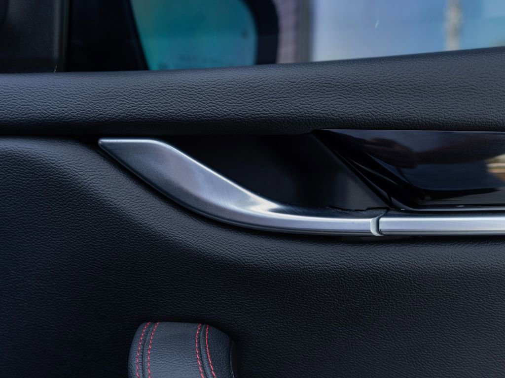 Used 2022 Maserati Ghibli Modena image 28