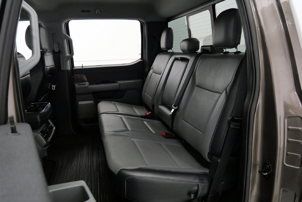 Used 2021 Ford F150 Lariat w/ Equipment Group 502A High AWD/4WD image 22