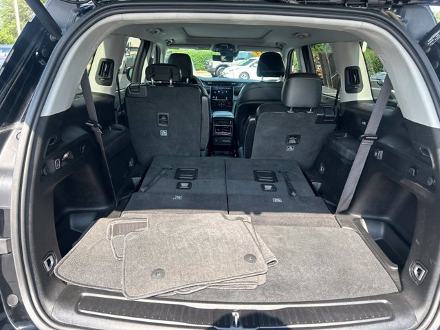 Used 2023 Jeep Grand Cherokee L Limited w/ Luxury Tech Group II AWD/4WD image 10