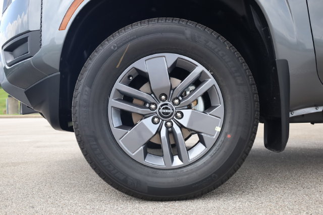 New 2026 Nissan Frontier SV w/ All-Weather Content Package AWD/4WD image 9