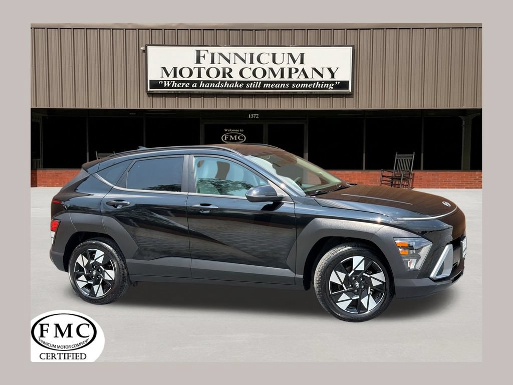 Used 2025 Hyundai Kona SEL FWD image 1