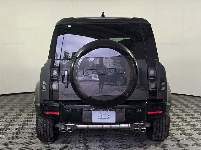 New 2026 Land Rover Defender 110 V8 image 6