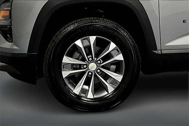New 2026 Chevrolet Equinox LT w/ Convenience Package II image 11