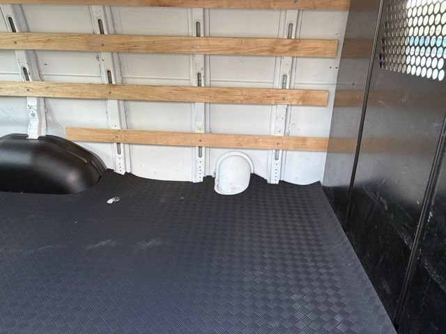 Used 2024 GMC Savana 2500 w/ Driver Convenience Package image 12