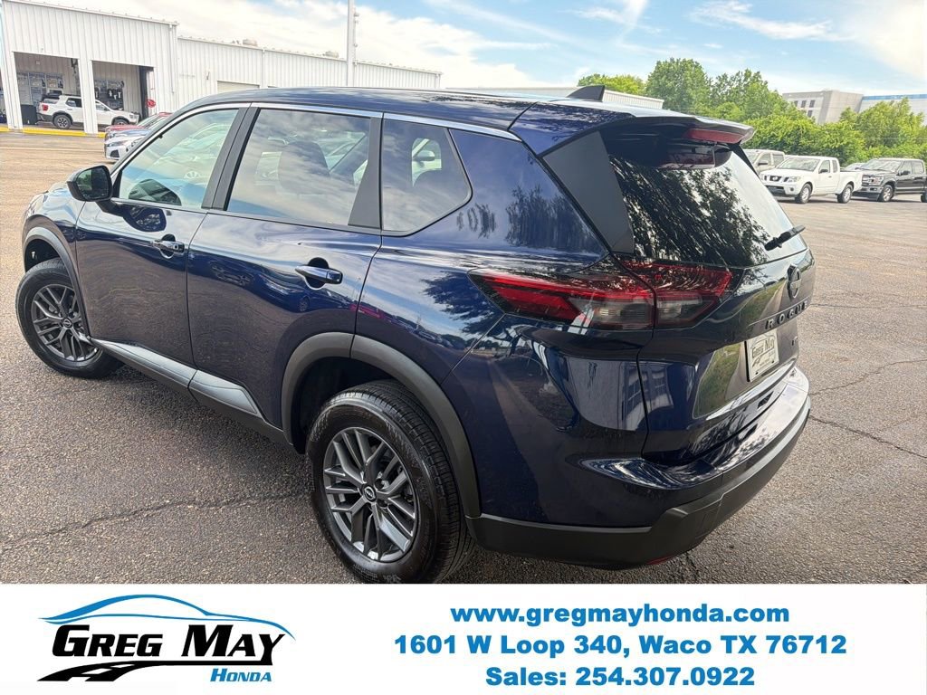 Used 2026 Nissan Rogue SV AWD/4WD image 5