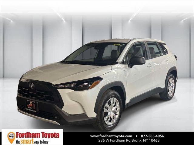 Certified 2026 Toyota Corolla Cross L AWD/4WD image 4