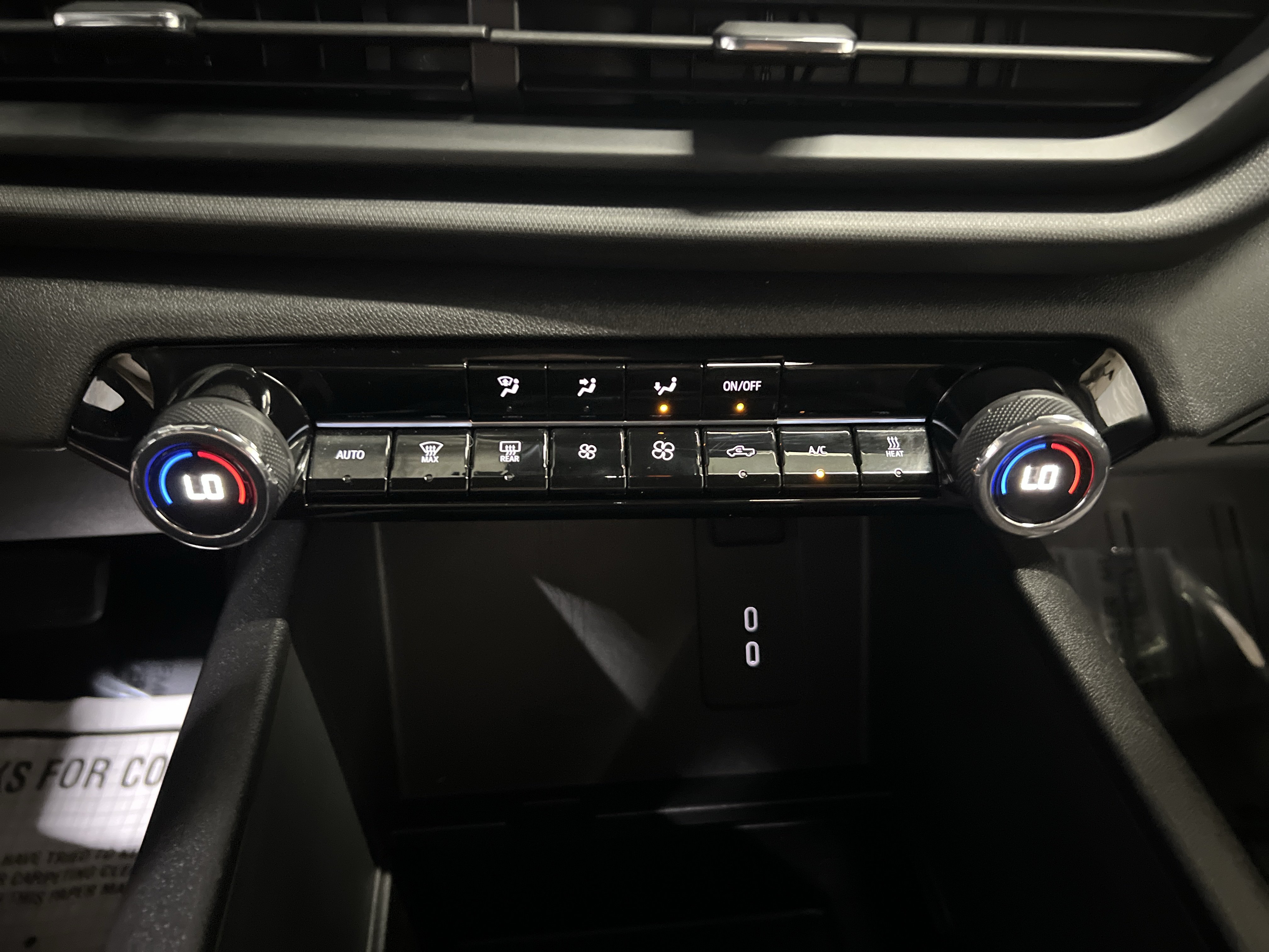 Used 2025 Chevrolet Silverado EV W/T AWD/4WD image 20