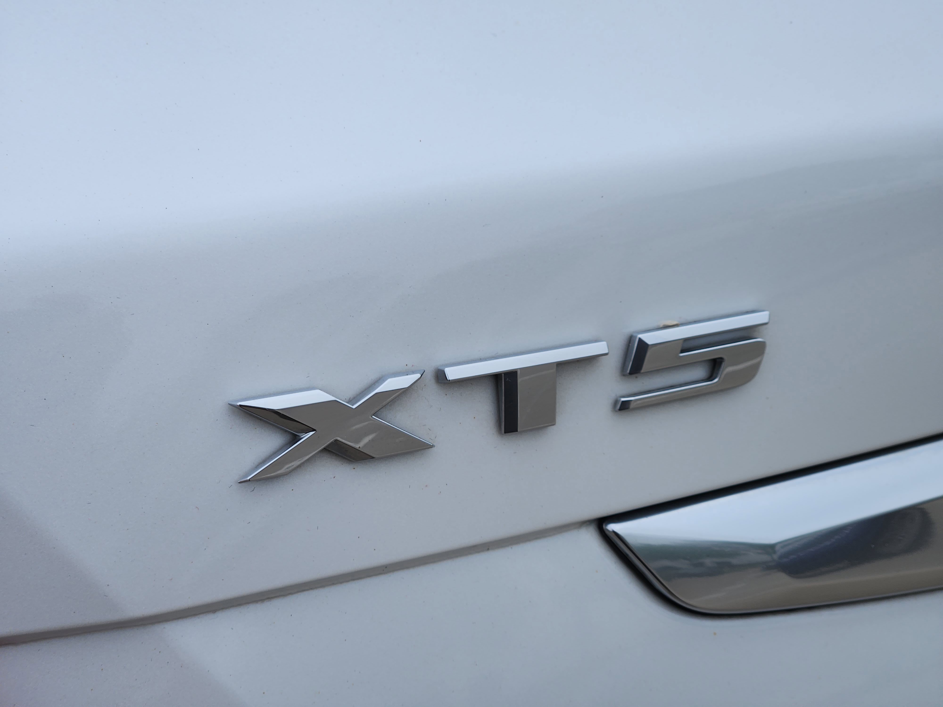 Used 2021 Cadillac XT5 Premium Luxury w/ Platinum Package image 13