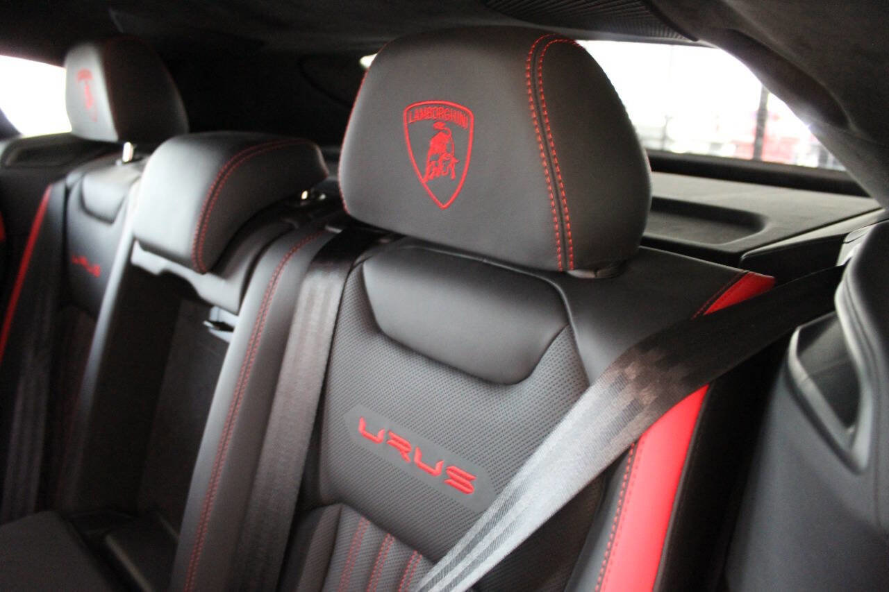 Used 2023 Lamborghini Urus S image 22