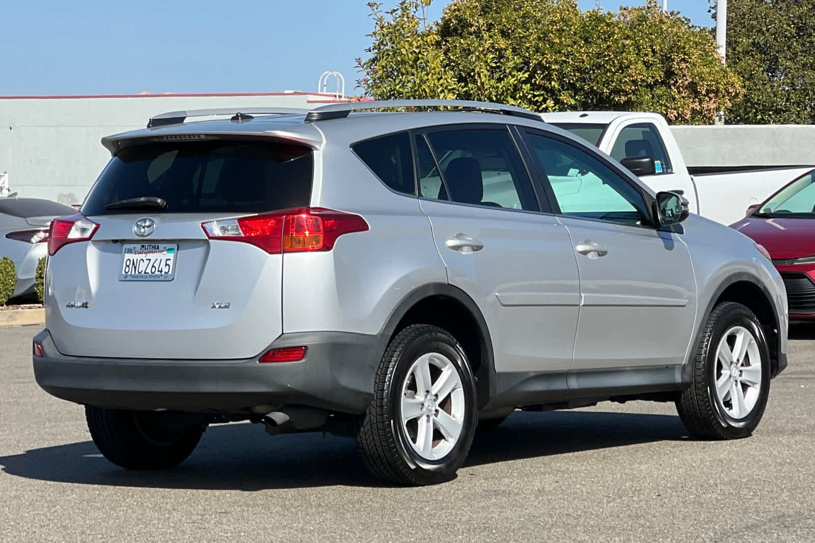 Used 2014 Toyota RAV4 XLE FWD image 2