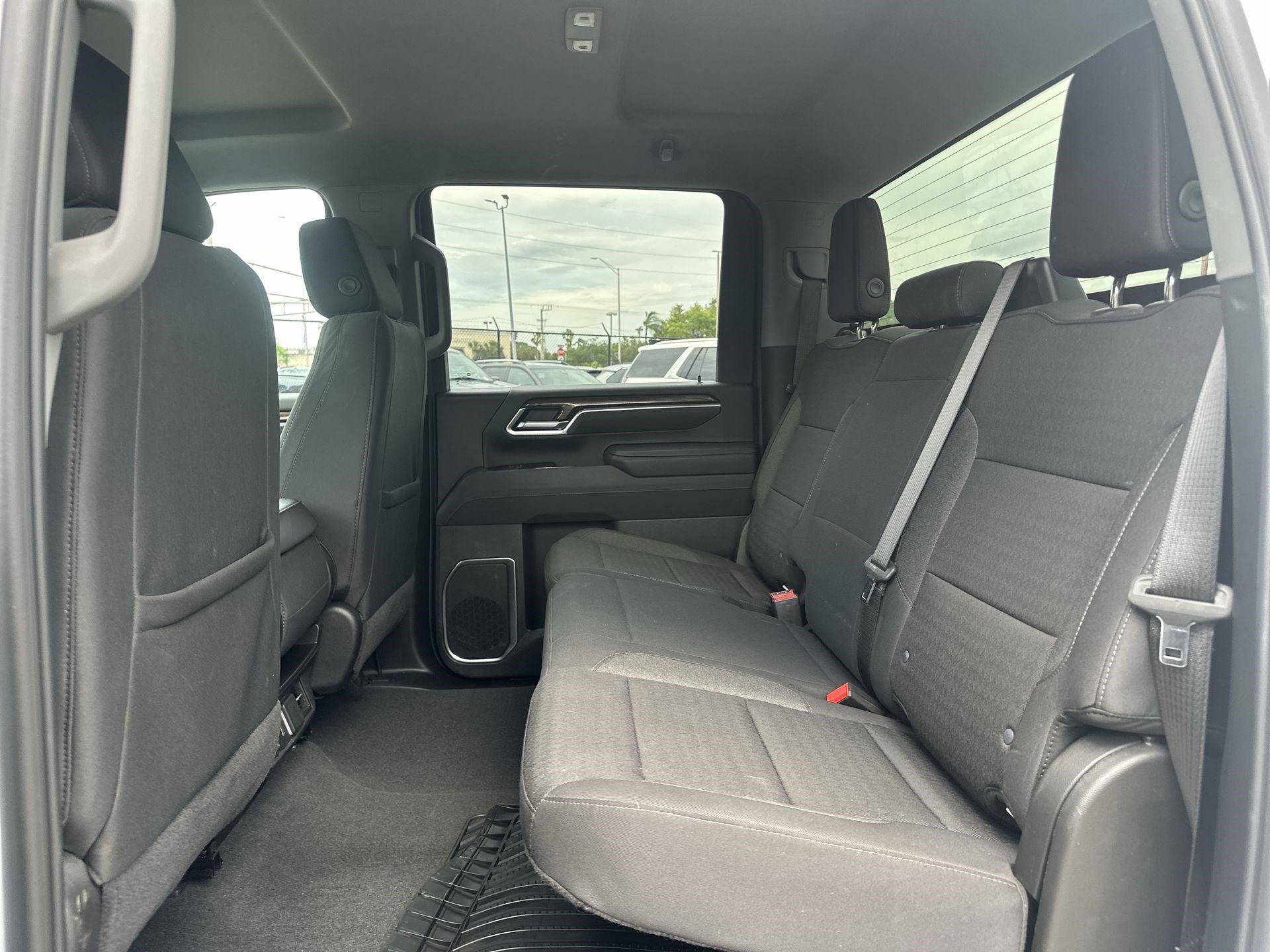 Used 2025 Chevrolet Silverado 2500 LT w/ Convenience Package AWD/4WD image 23