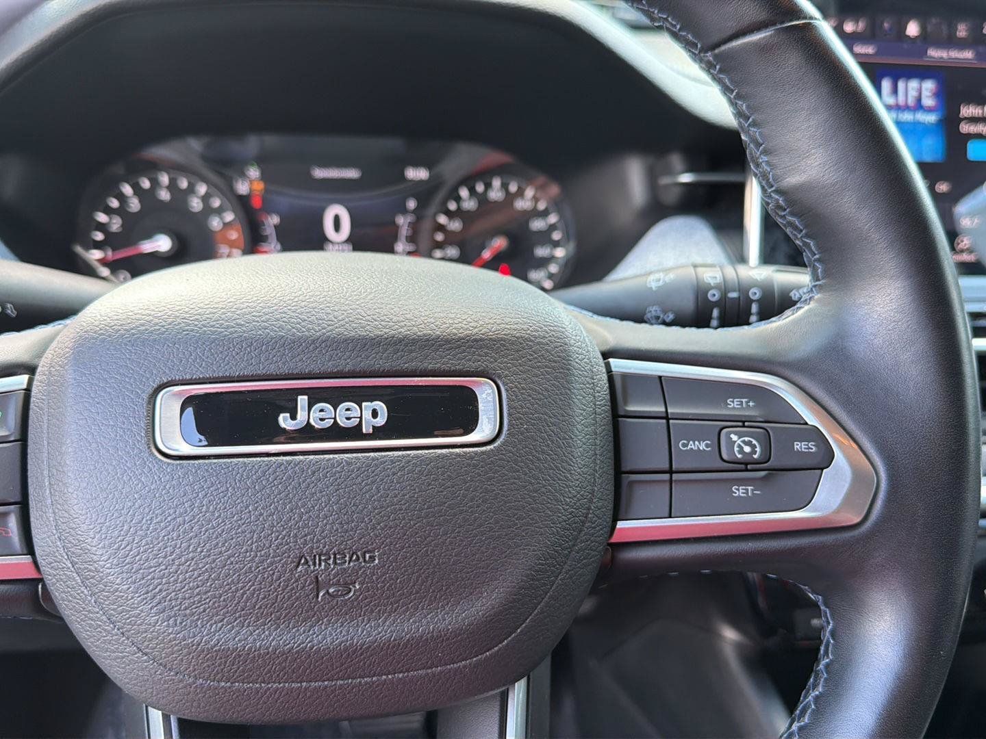 Used 2022 Jeep Compass Latitude w/ Convenience Group FWD image 21
