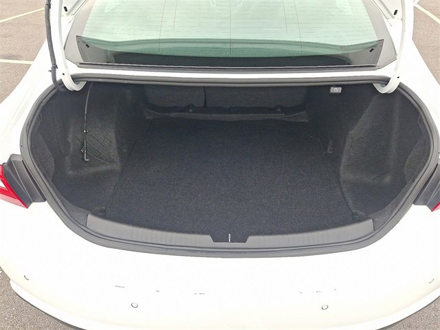 Used 2024 Chevrolet Malibu LT image 29