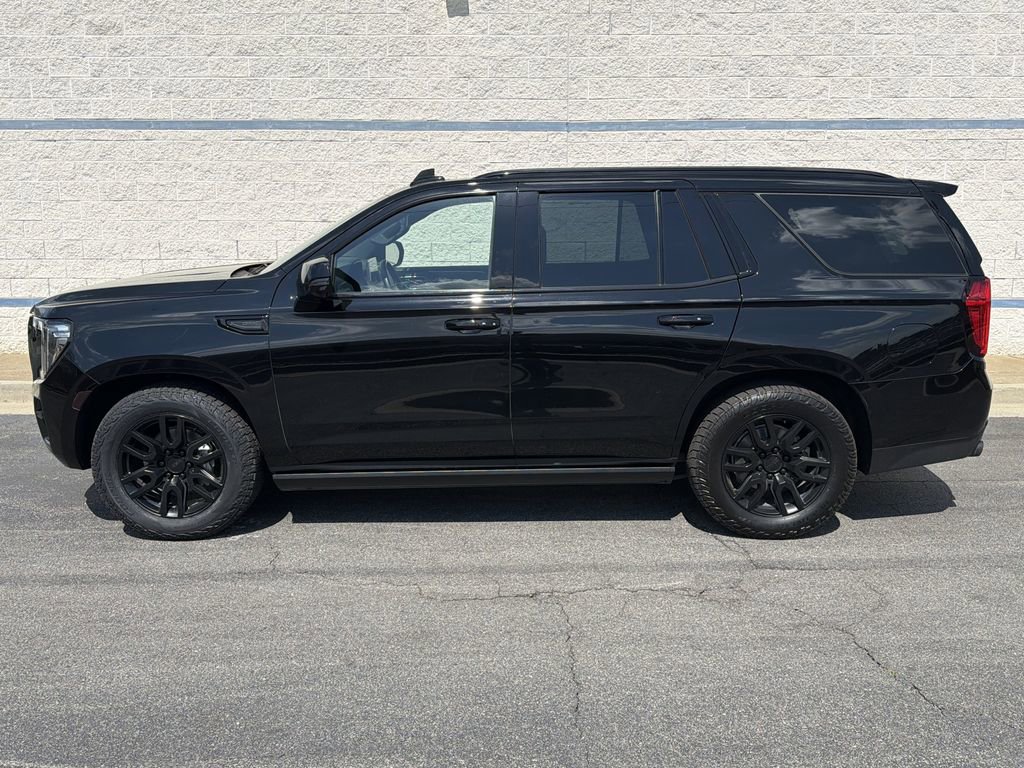 Used 2023 GMC Yukon AT4 w/ AT4 Premium Plus Package image 4