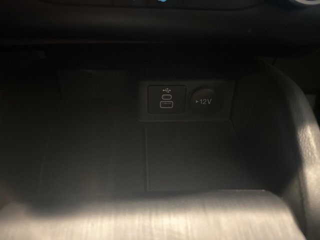 Used 2025 Ford Escape Active image 16