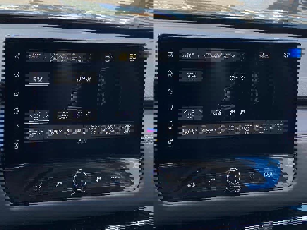 New 2025 Mitsubishi Outlander SE image 6